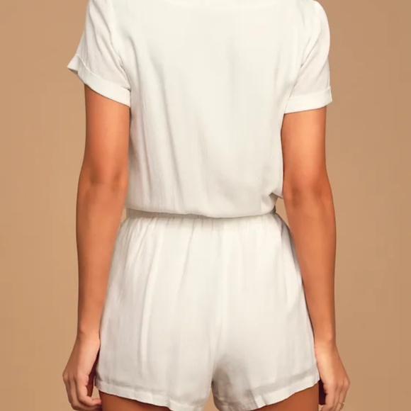 Lulus White Short Sleeve Zip-front Romper - Size L - Picture 4 of 5